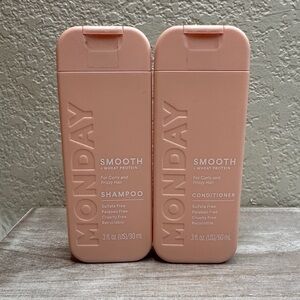 $7 🌙 Monday Smooth Shampoo and Conditioner Set